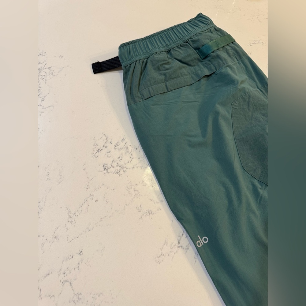 ALO Yoga Men's Teal Joggers - Picture 2 of 3